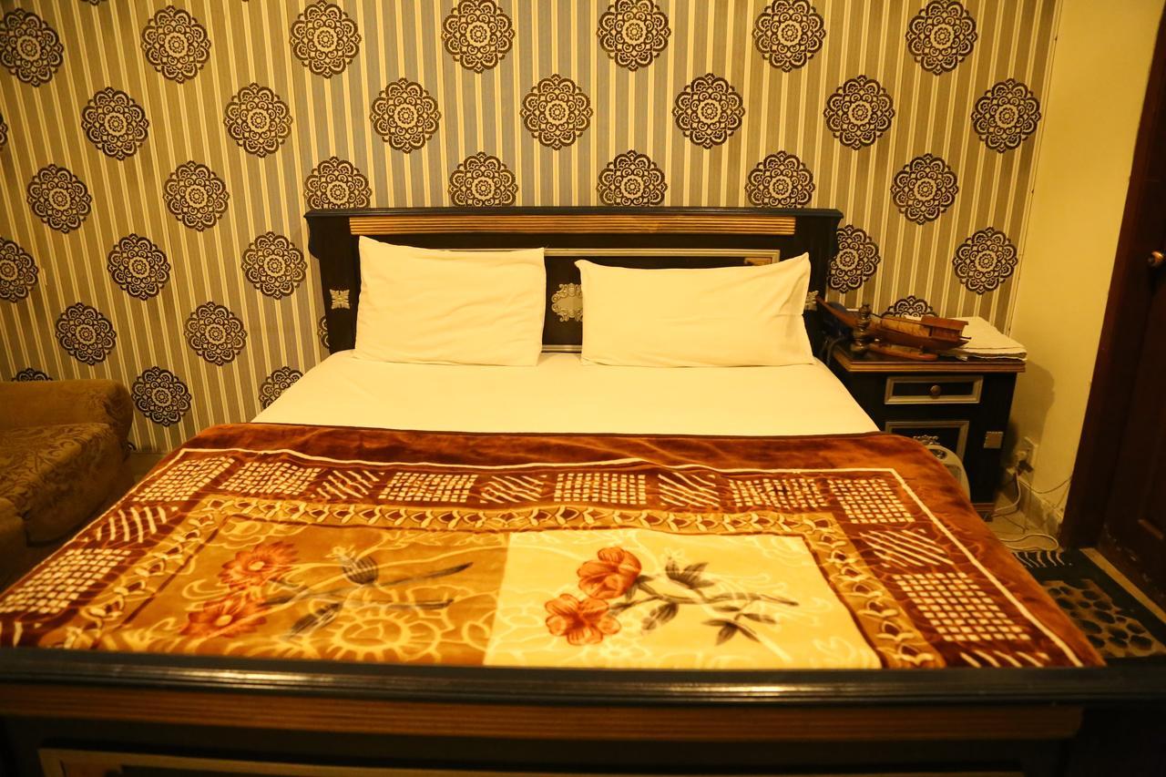 Hotel Sweet Inn Lahore Ngoại thất bức ảnh