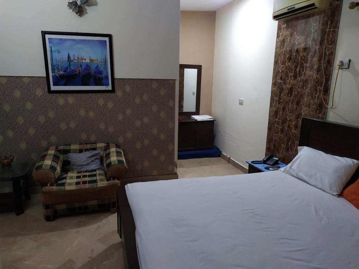 Hotel Sweet Inn Lahore Ngoại thất bức ảnh